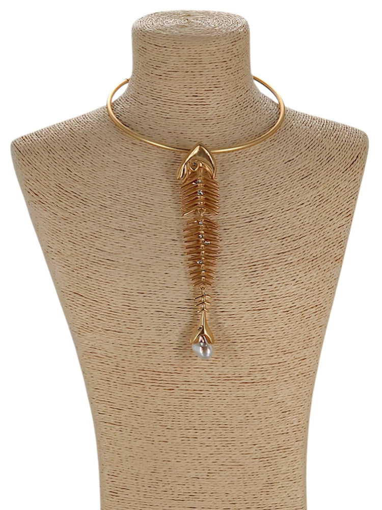 Poe Fishbone Collar
