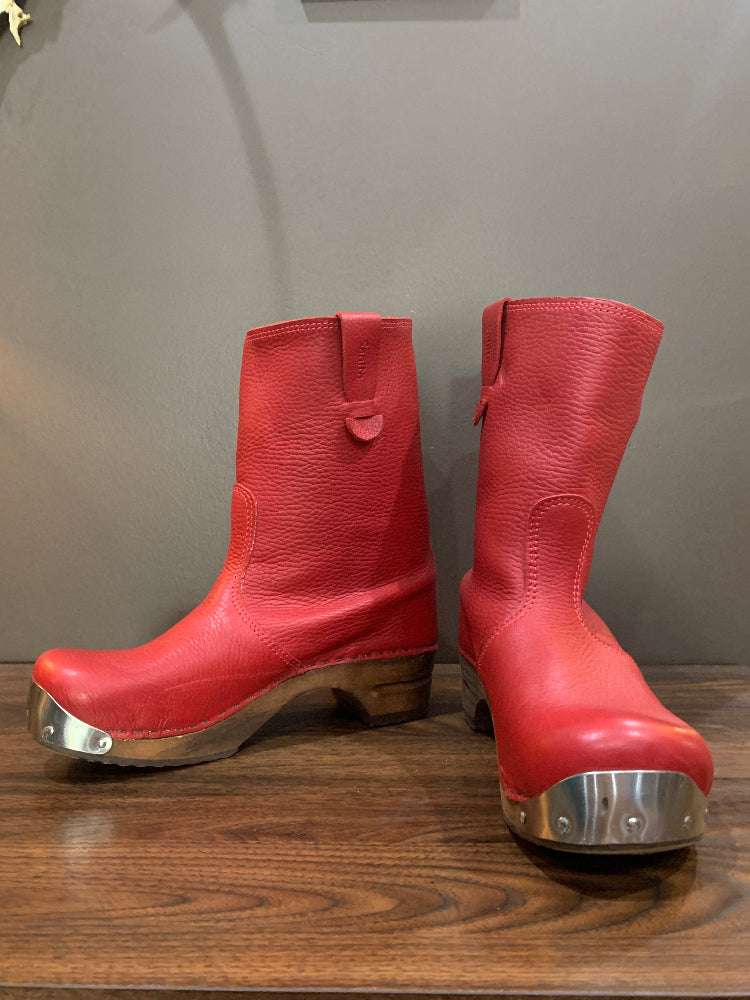 Steel Toe Clog Boot