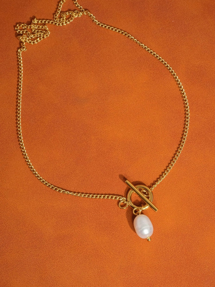 Jaky Classic Pearl Necklace