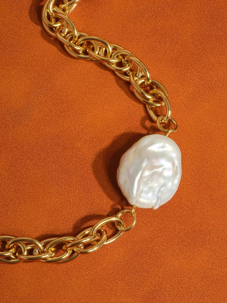 Loan Pearl Choker